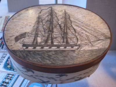 Ditty box with scrimshaw, 1800s - Old State House Museum, Boston, MA - IMG 6752