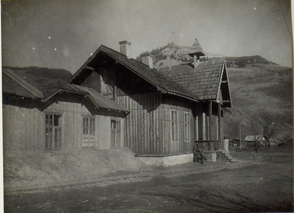 Div. Komdo. Gebäude der 63.I.D.Cojvci Rum. (BildID 15665335)