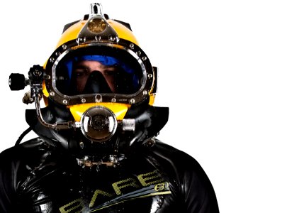 Diver portrait 130413-N-GG400-043