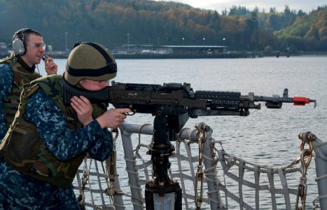 Divers conduct pier repairs at Naval Station Everett 121025-N-MM360-142