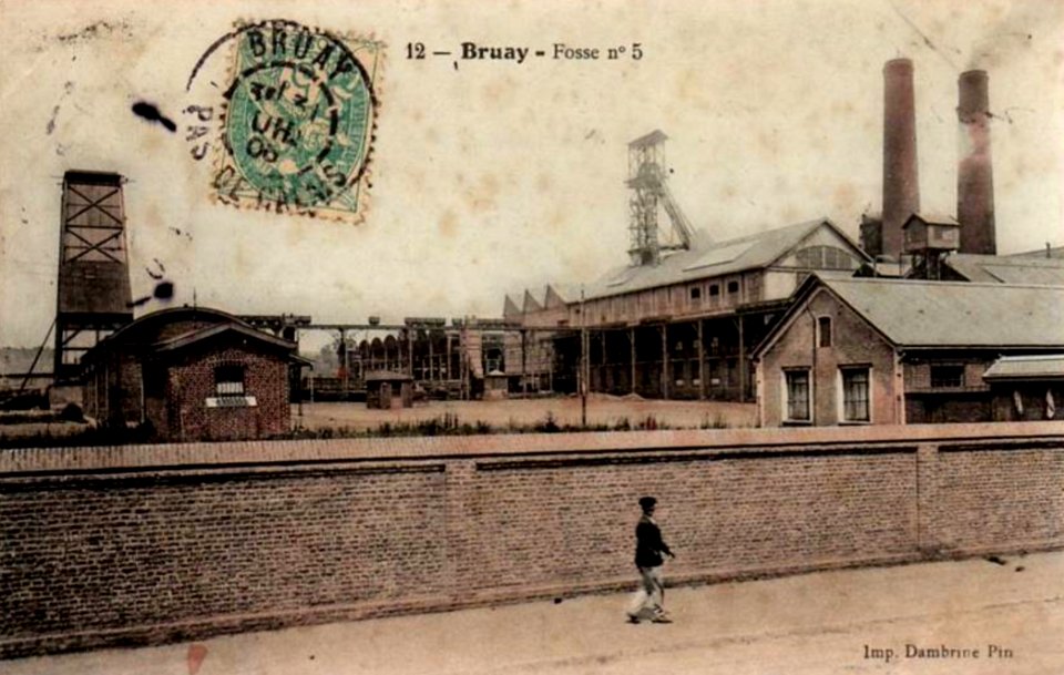 Divion - Fosse n° 5 - 5 bis des mines de Bruay (J)