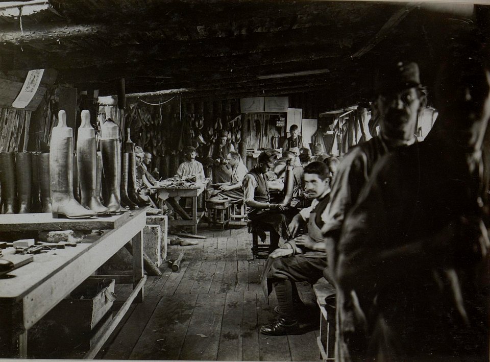 Divisionsschusterei der 25. infanteriedivision (BildID 15445382)