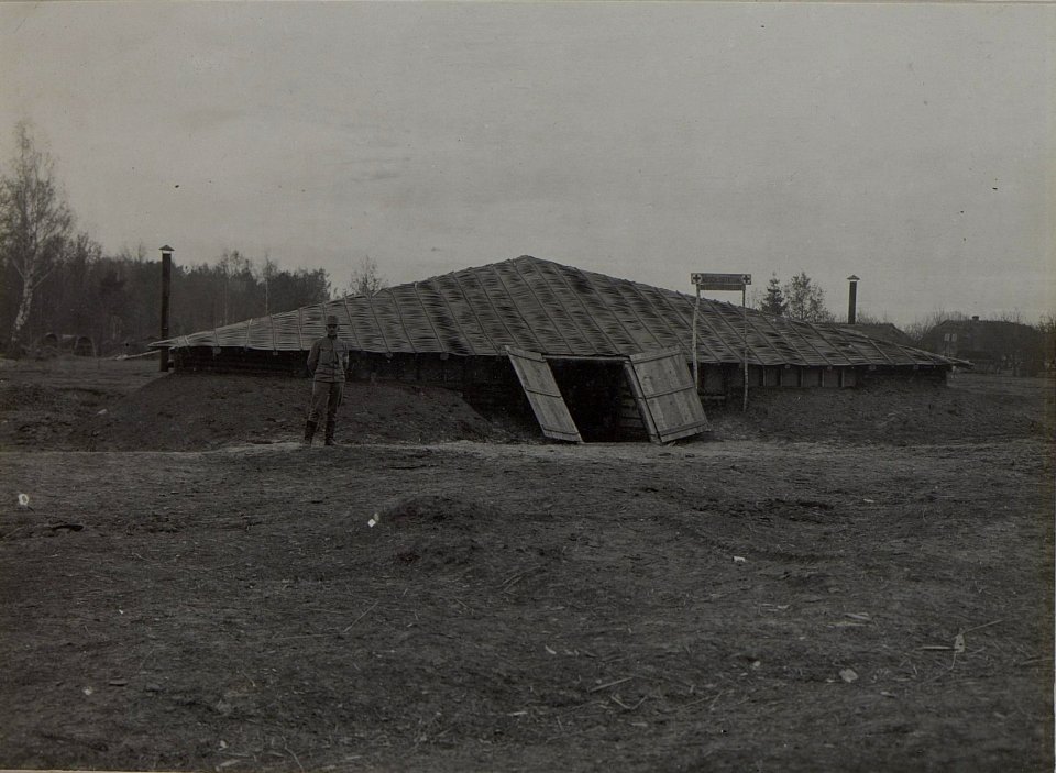 Divisionssanitätsanstalt Nummer 4, Quarantänestation für Infektionskranke bei Palcza, aufgenommen am 2. Jänner 1916 (BildID 15455870)