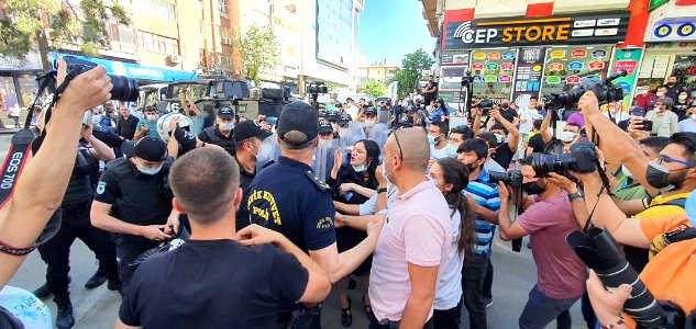 Diyarbakır’da Kürtçe Eğitim Mitingi 01
