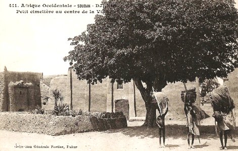 Djenné-Petit cimetière au centre de la ville (AOF)