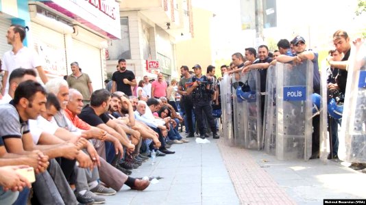Diyarbakır kayyım protestosu