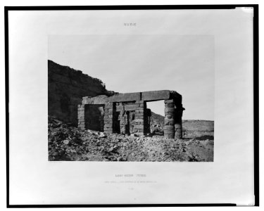 Djerf-Hocein (Tutzis) - hémi-spéos - vue générale de la partie extérieure - Félix Teynard phot. LCCN2001695369