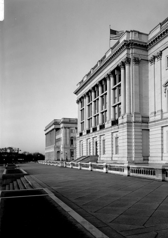 18. DETAIL, WEST FRONT NORTHERN AND CENTRAL SECTIONS, PORTICOS