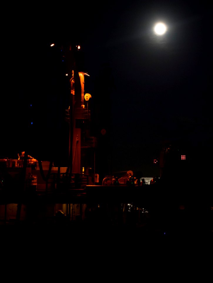 180301-N-RG482-485 (39677241455)