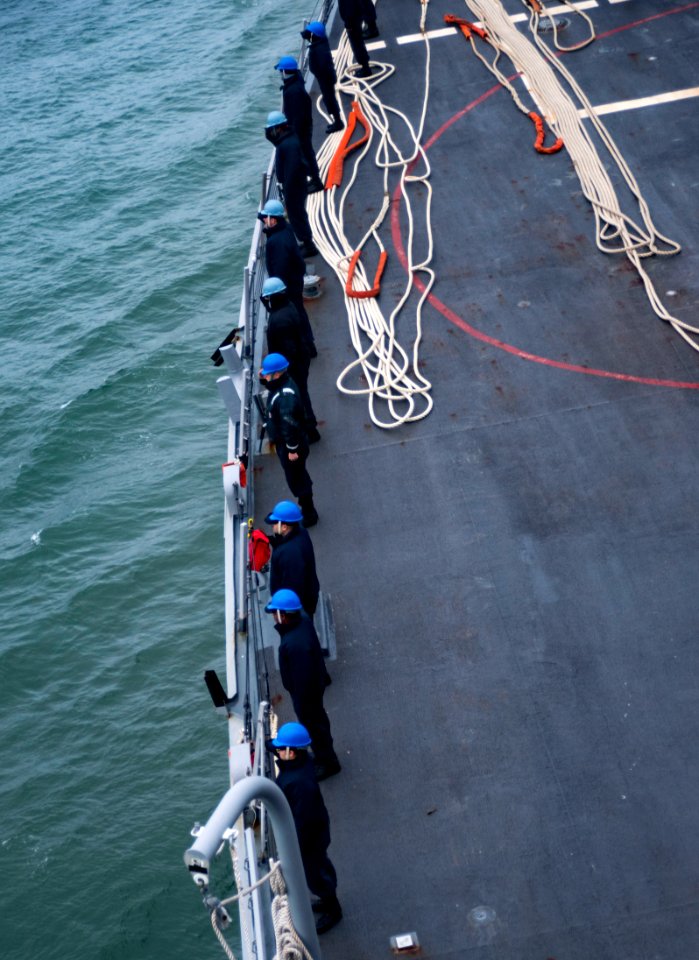 180402-N-RG482-065 (39397651230)