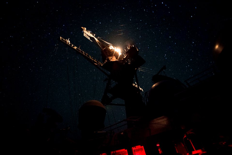 180414-N-KP946-002 (40599364715)
