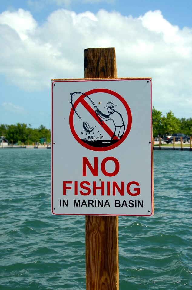 Fishing water symbol