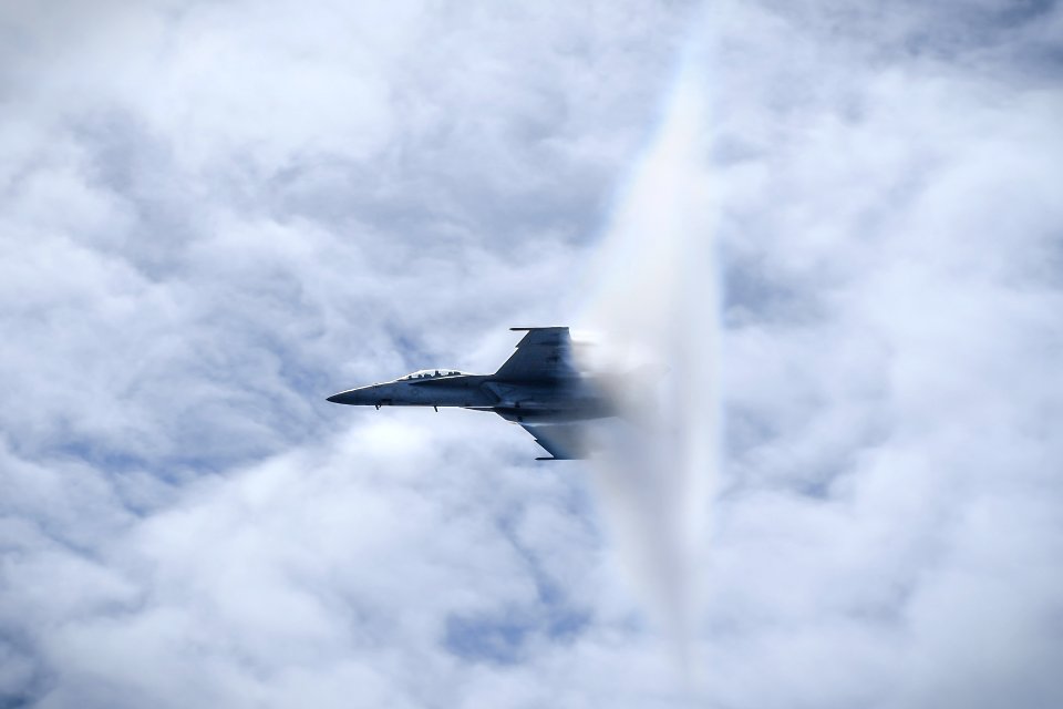 180503-N-MJ135-1147 (40096890350)