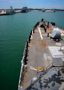 180507-N-RG482-311 (28099549128)