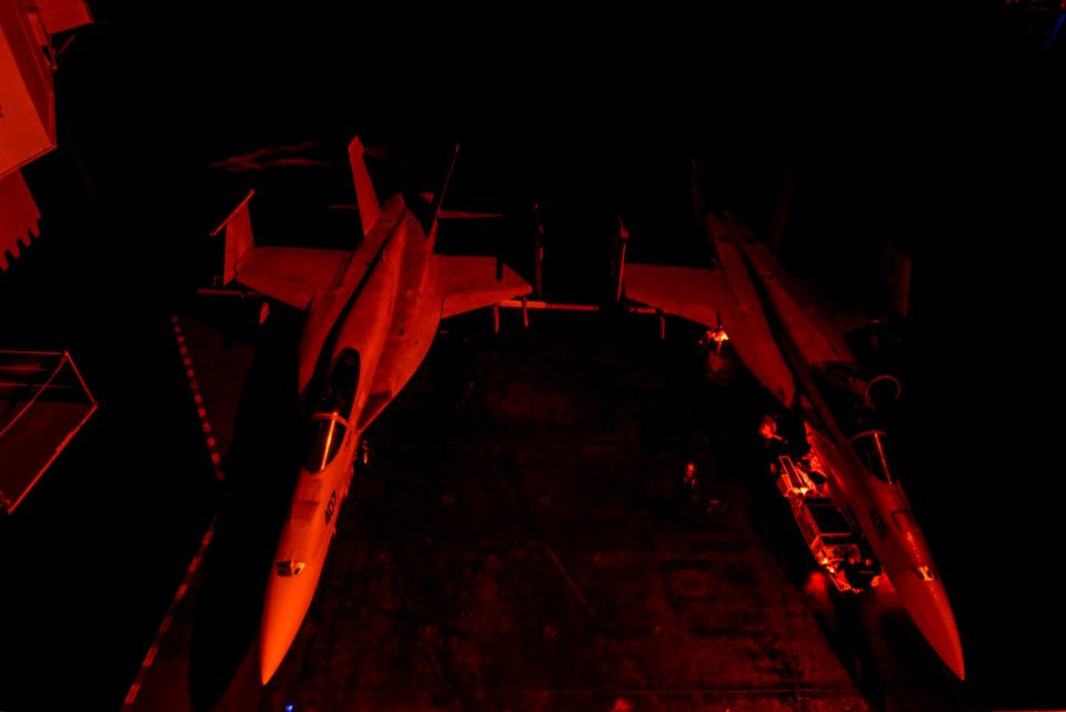 180514-N-UJ486-266 (40357474420)