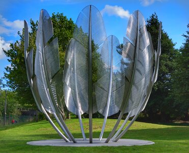 Nine metal art