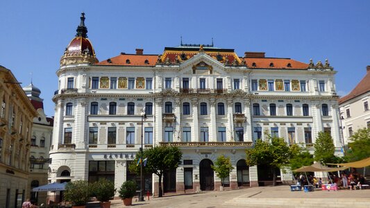 City square architecture