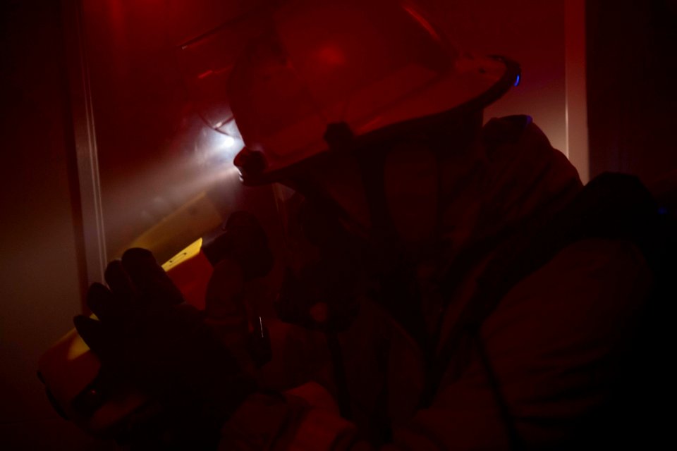 180825-N-EV253-133 (30451309608)