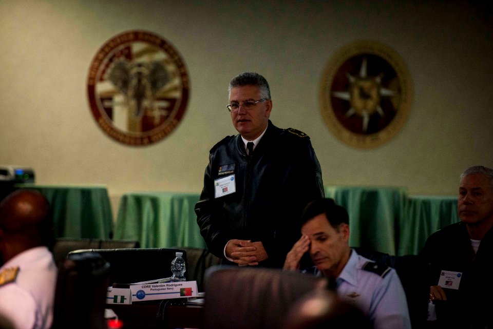 181203-N-WO404-101 Valentim Rodrigues