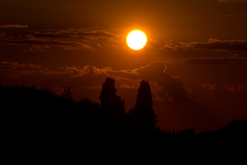 Sun red in the evening