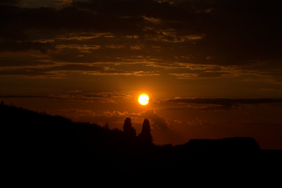 Sun red in the evening