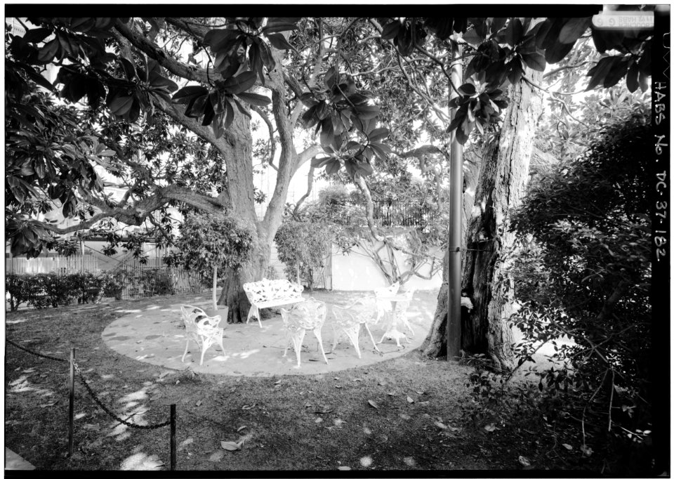 182 south grounds view of seating area