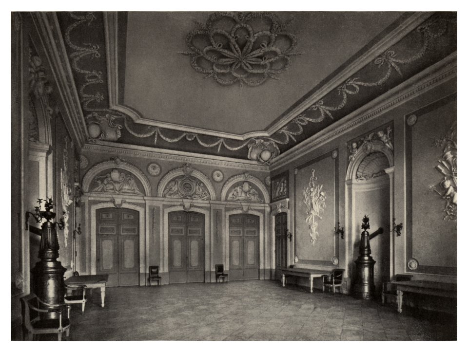 184 Schloß Benrath bei Düsseldorf. — Vestibül