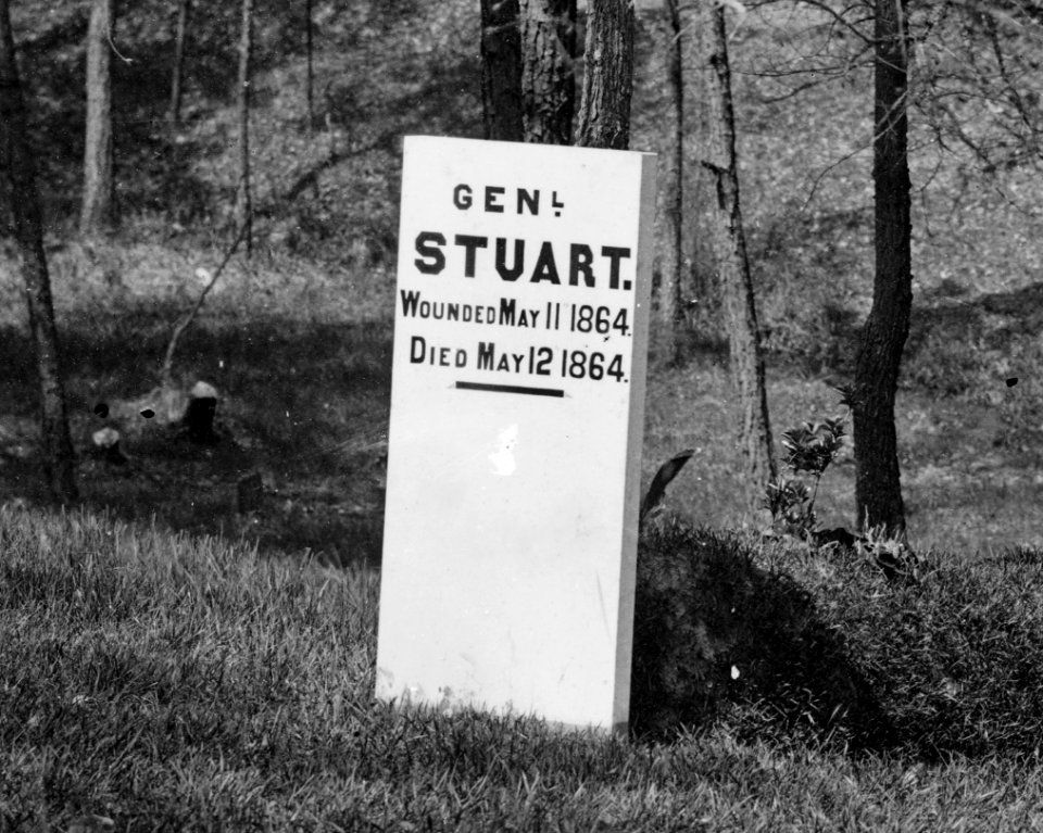 1865 detail, Richmond, Va. Grave of Gen. J. E. B. Stuart in Hollywood Cemetery, with temporary marker LOC cwpb.03369 (cropped)