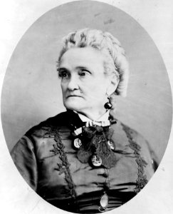 Charlotte Cushman, head-and-shoulders portrait, facing left, by Gutekunst
