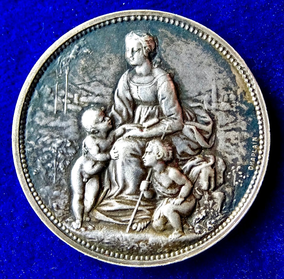 1871 Medal by Chaplain, Mother with 2 Children during the Siege of Paris 1870-1871, obverse