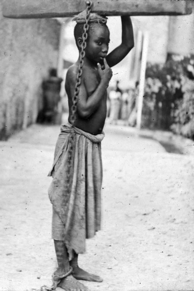 Slavezanzibar2