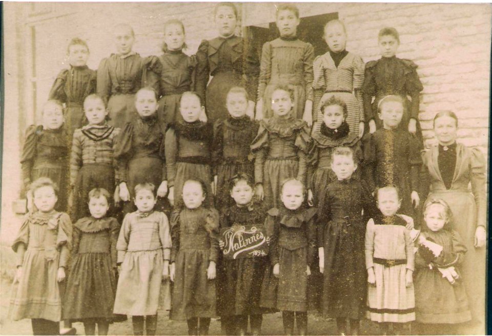 1894 - Classe de Madame Charlotte DUCARNE-WAUTHIER