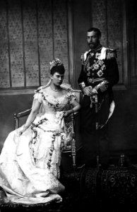 Princess Mary of Teck wedding dress 1893 no2 photo
