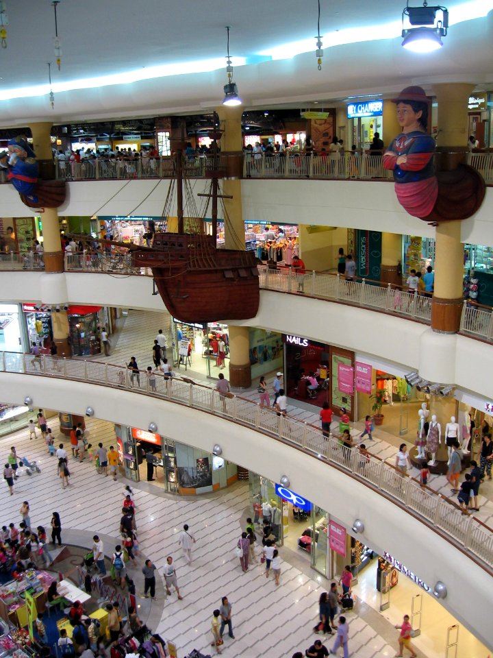 Compass Point Shopping Centre 2, Apr 06
