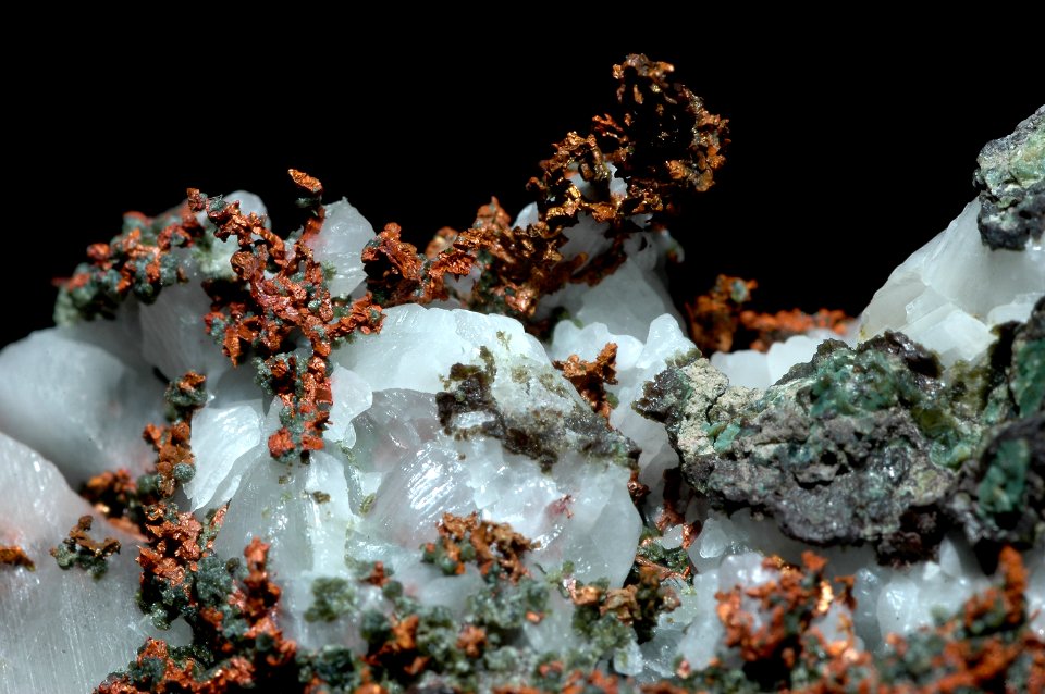 Cuivre natif et calcite (USA)