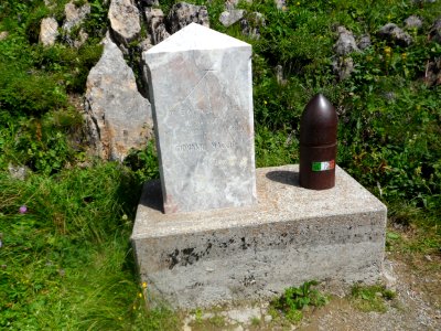 Denkmal Giovanni Macchi