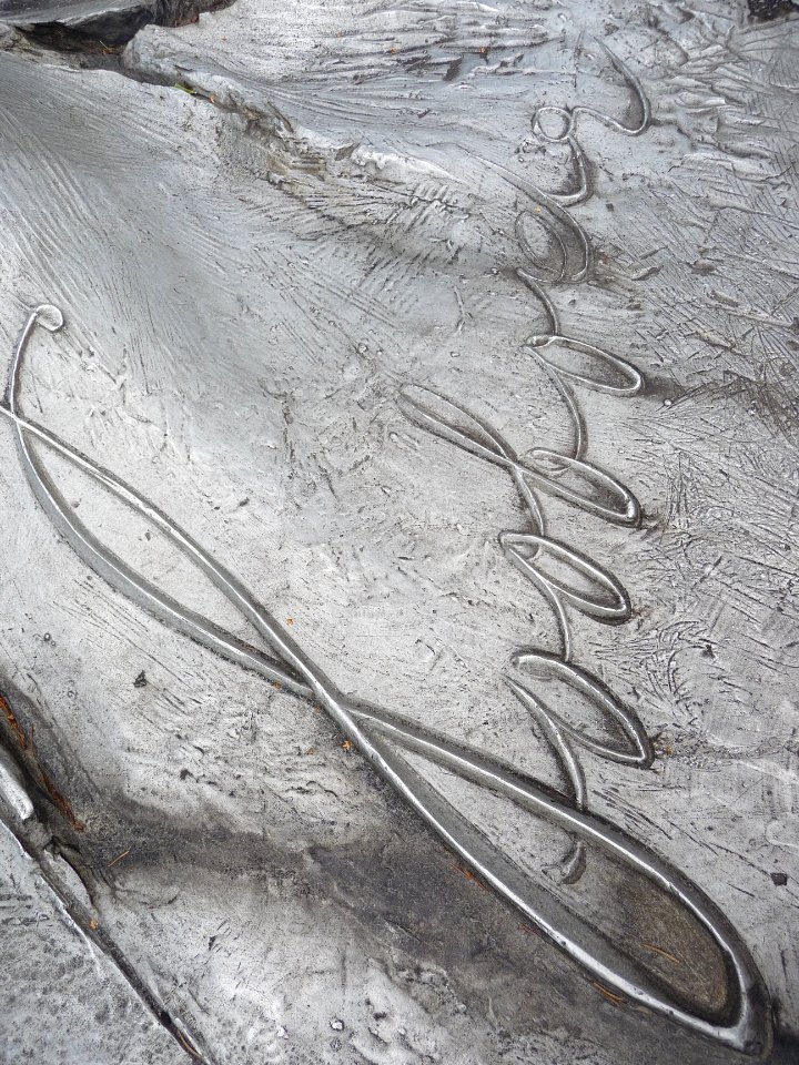 Detail-pamätná tabuľa