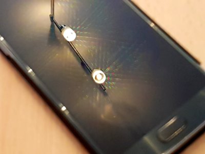 Display als 2-dimensionales reflexionsgitter