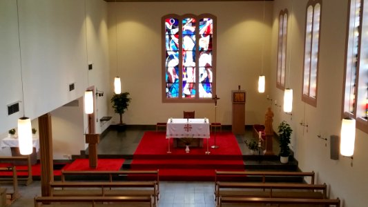 Dorfborn; St. Josef Innenansicht Altar