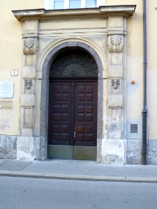 Eingang zum Polizeipräsidium Innsbruck