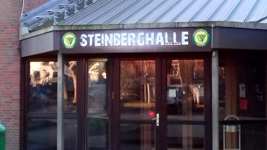 Eingang Steinberghalle Wedel