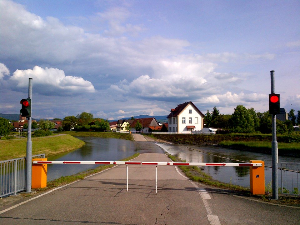 Erlach-Abzweig-Renchflutkanal-04