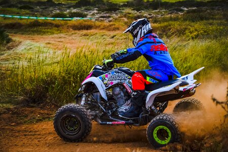Hurry action quad