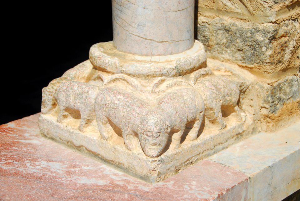 F10 51 Abbaye Saint-Martin du Canigou.0135