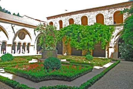 F10 53 Abbaye de Fontfroide.0028