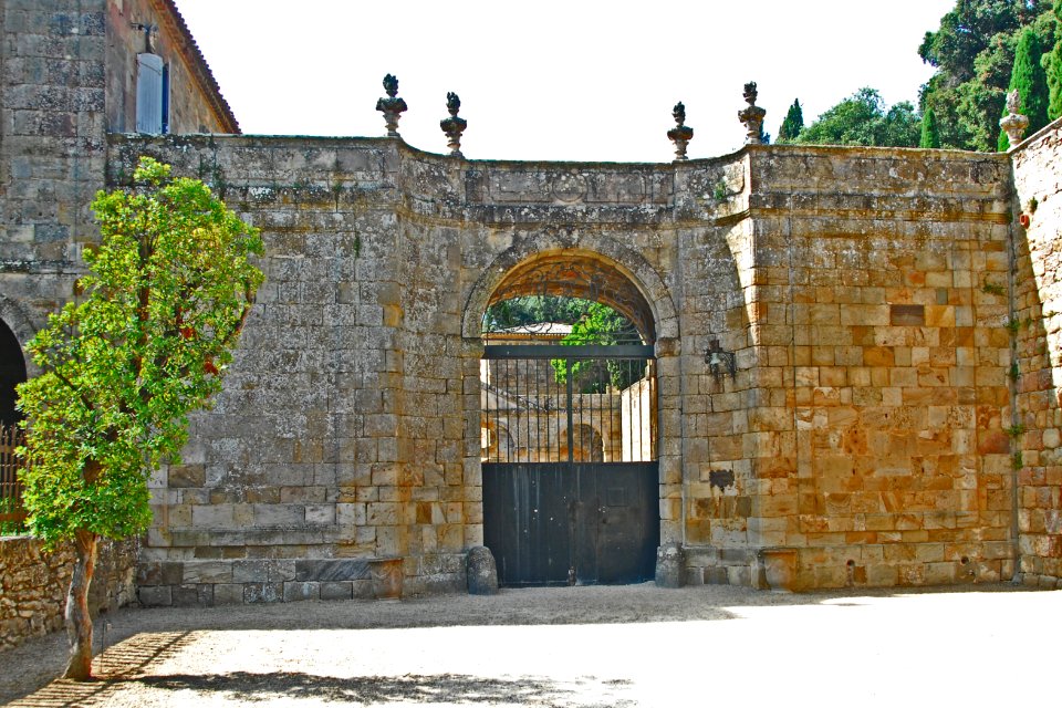 F10 53 Abbaye de Fontfroide.0001