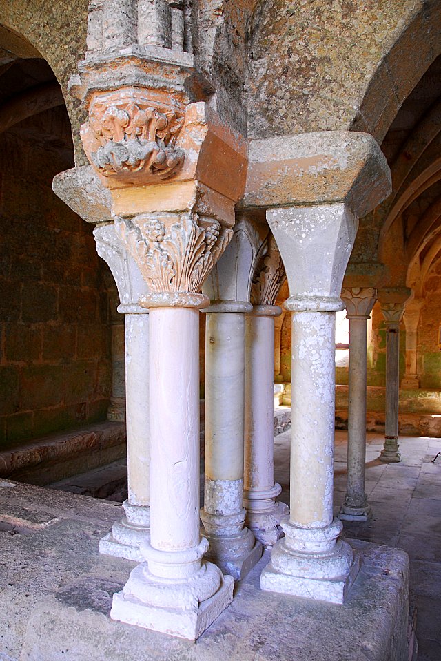 F10 53 Abbaye de Fontfroide.0035