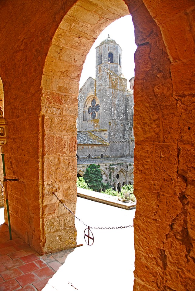 F10 53 Abbaye de Fontfroide.0078