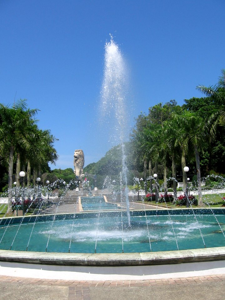 Fountain Gardens 6, Sentosa, Aug 06