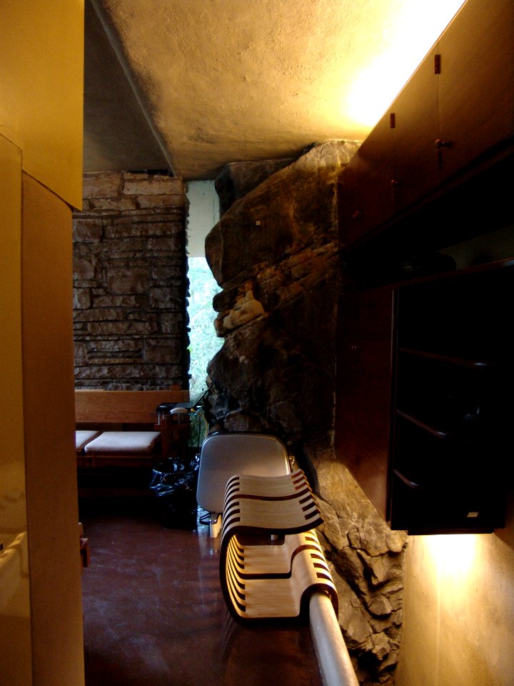 Frank Lloyd Wright - Fallingwater interior 1